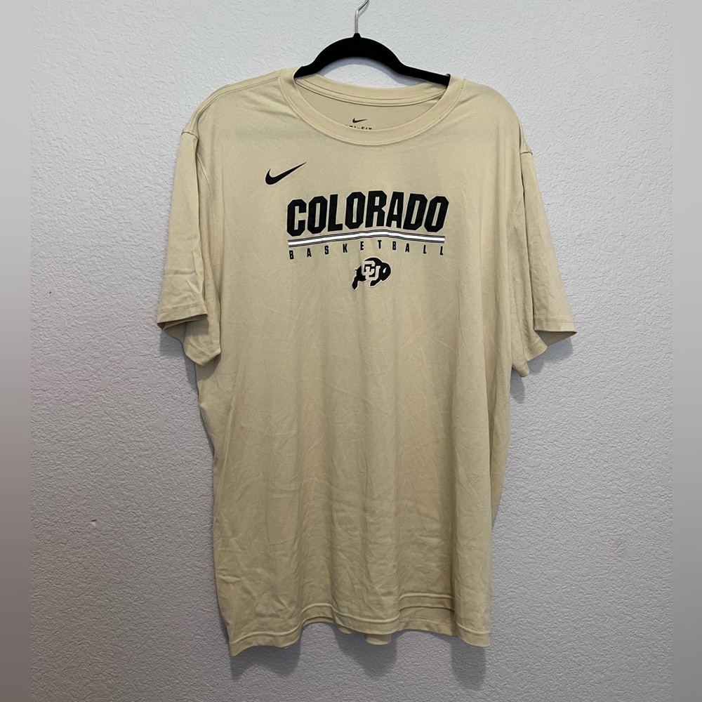 University of Colorado Buffaloes Basketball Men’s T-Shirt